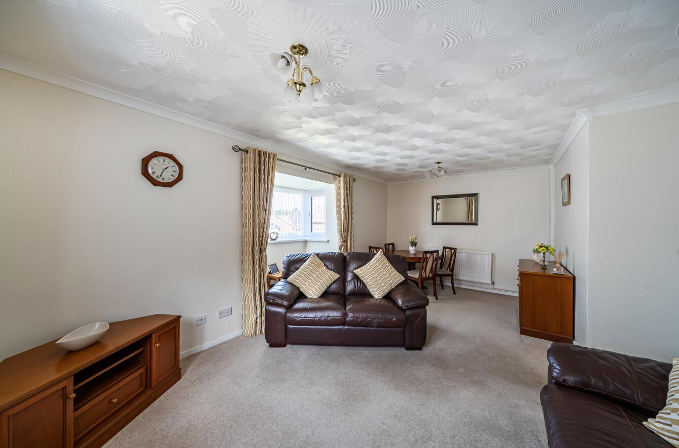 St Peters Avenue, Fforestfach, Swansea, SA5 5BX